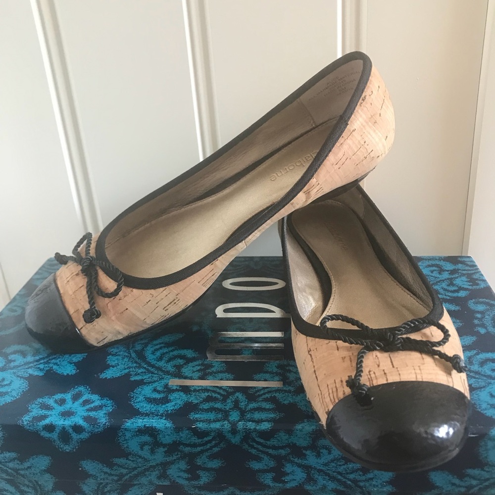 Liz Claiborne Cork and Paten Leather Flats